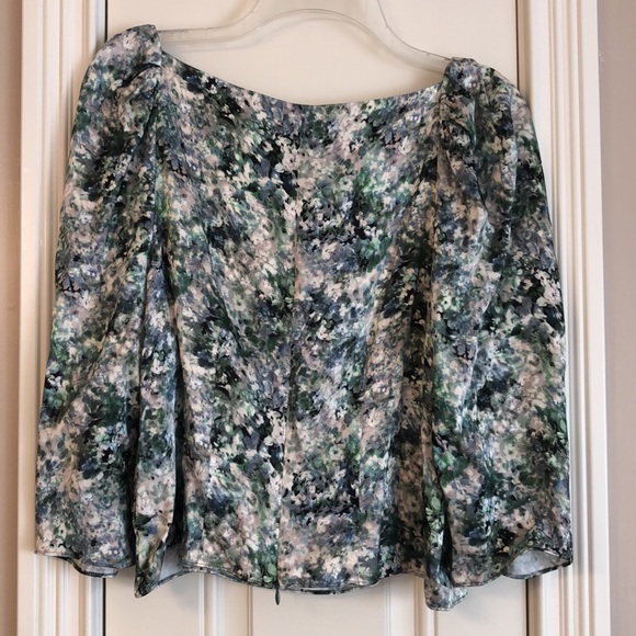 Vince Womens Painted Floral Silky Top, Green -NWT Sz 8 - Picture 8 of 9